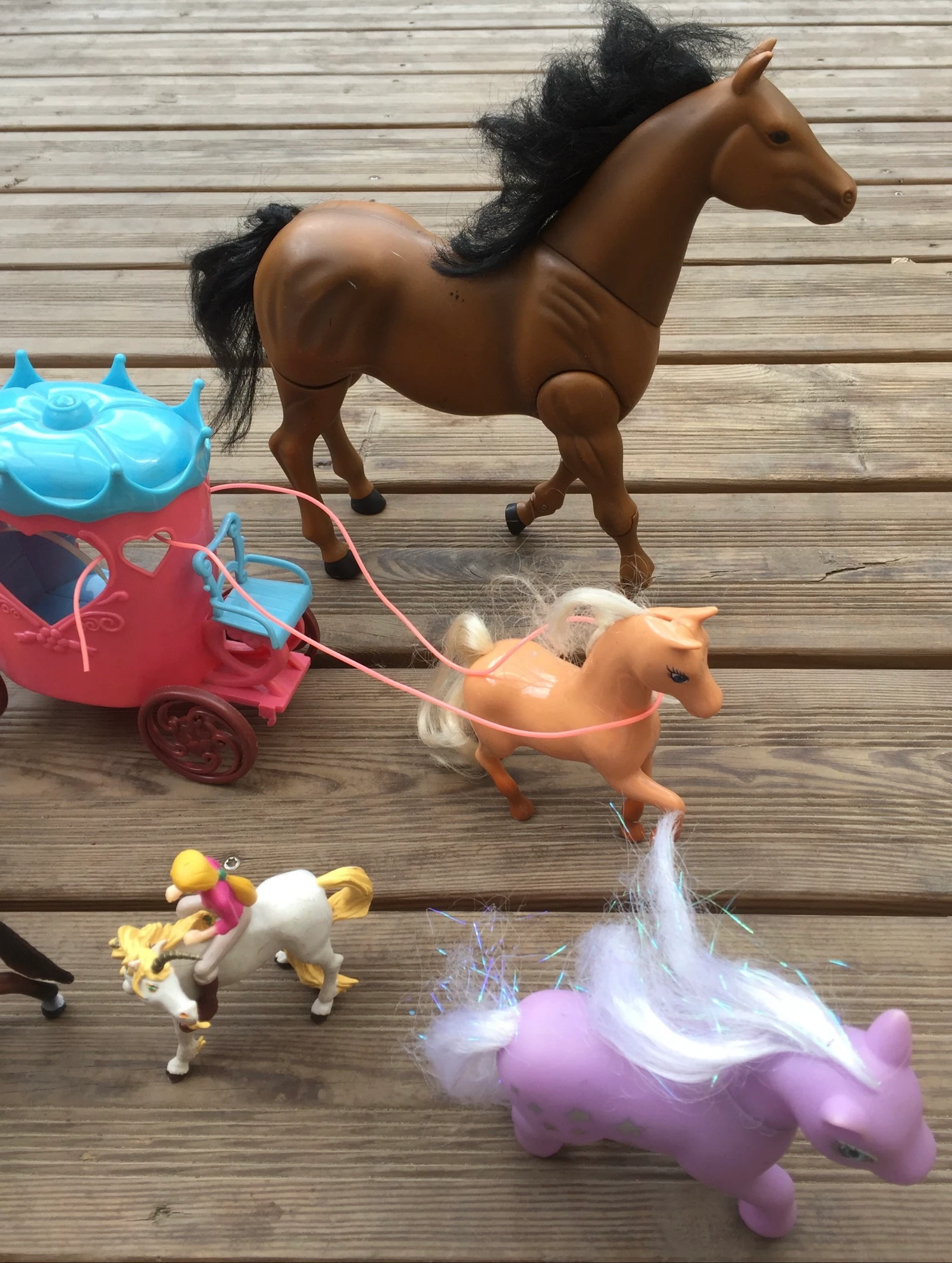 Lote de figuras de ponis – photo 2